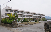 長浜市立びわ中学校